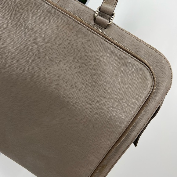 Prada Saffiano Document bag - Picture 5 of 14